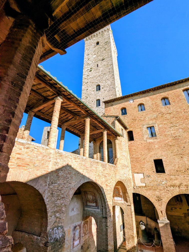 Florence Cycling to San Gimignano