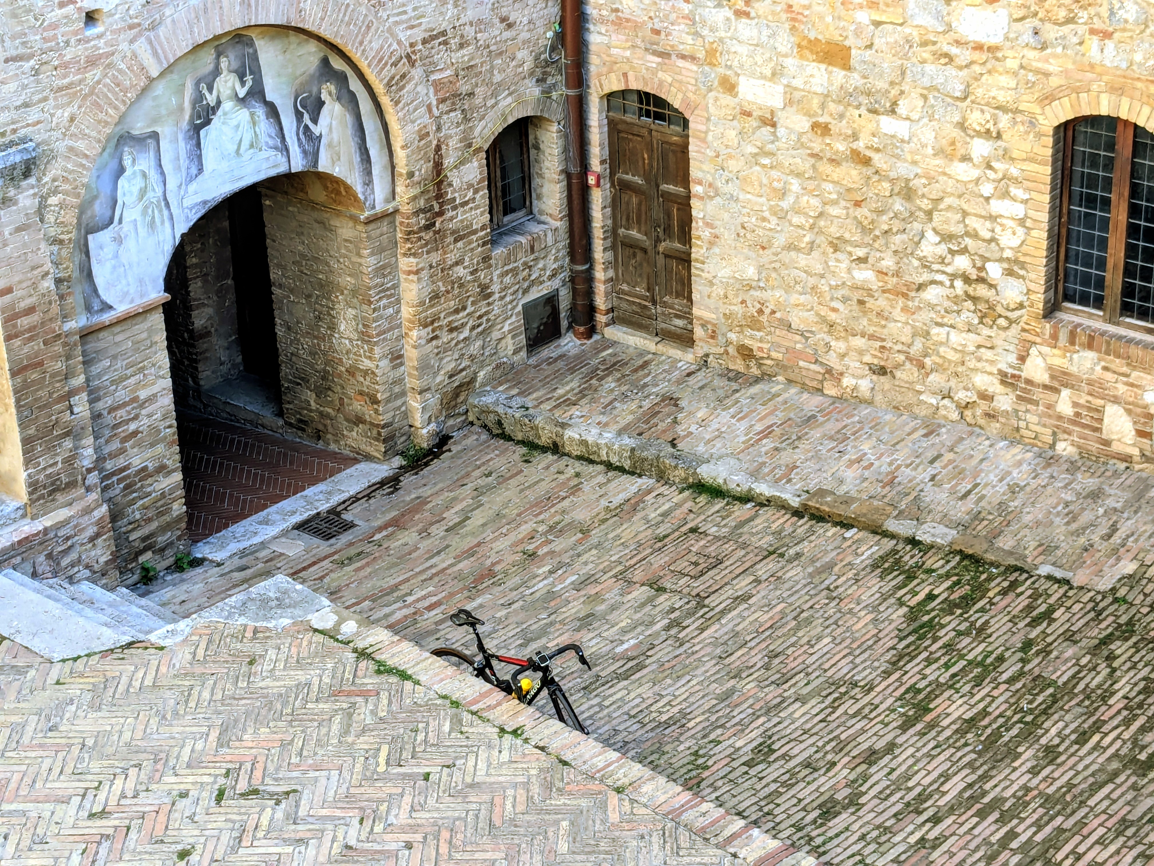Florence Cycling to San Gimignano
