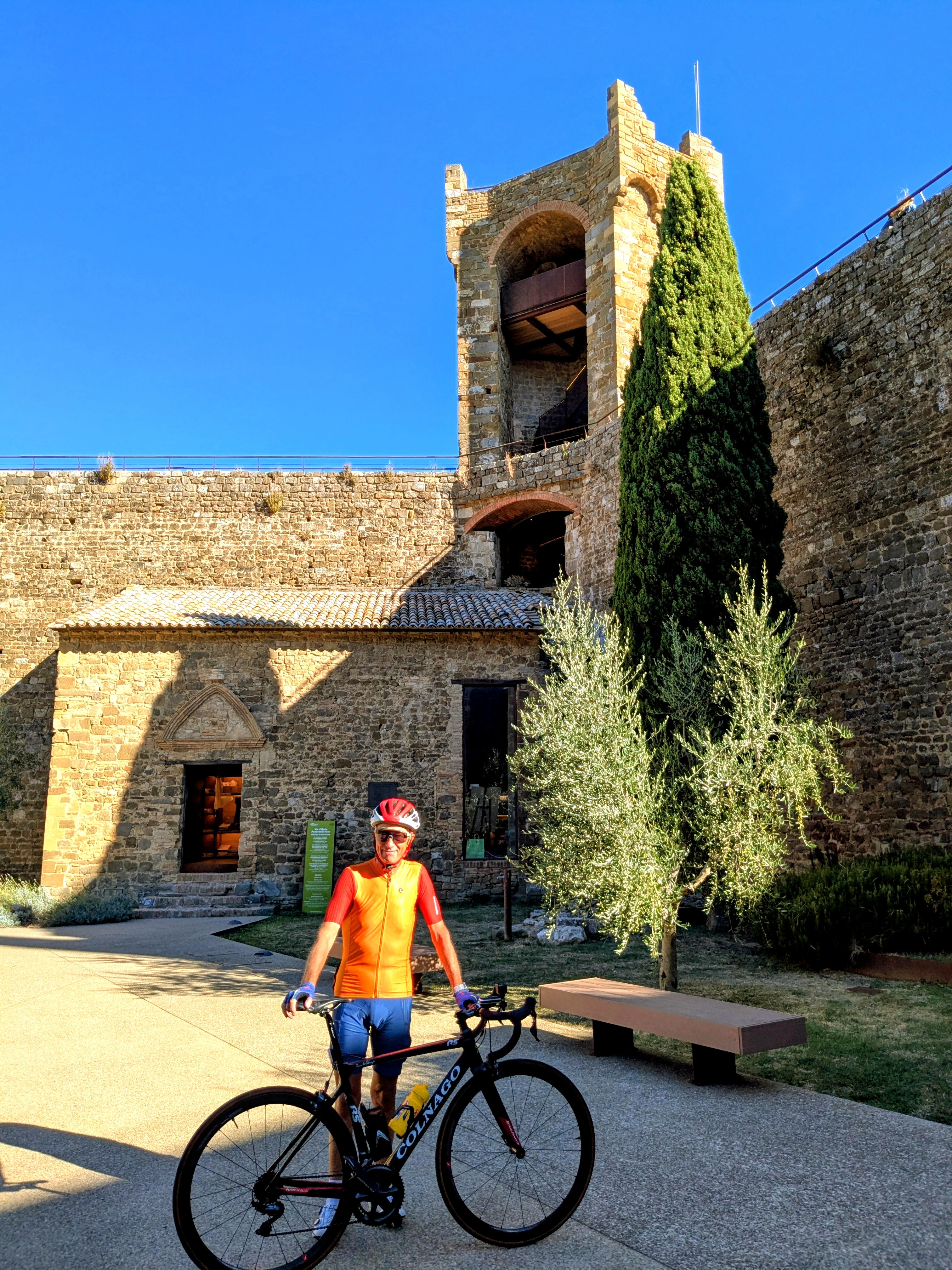 Florence Cycling to Montalcino