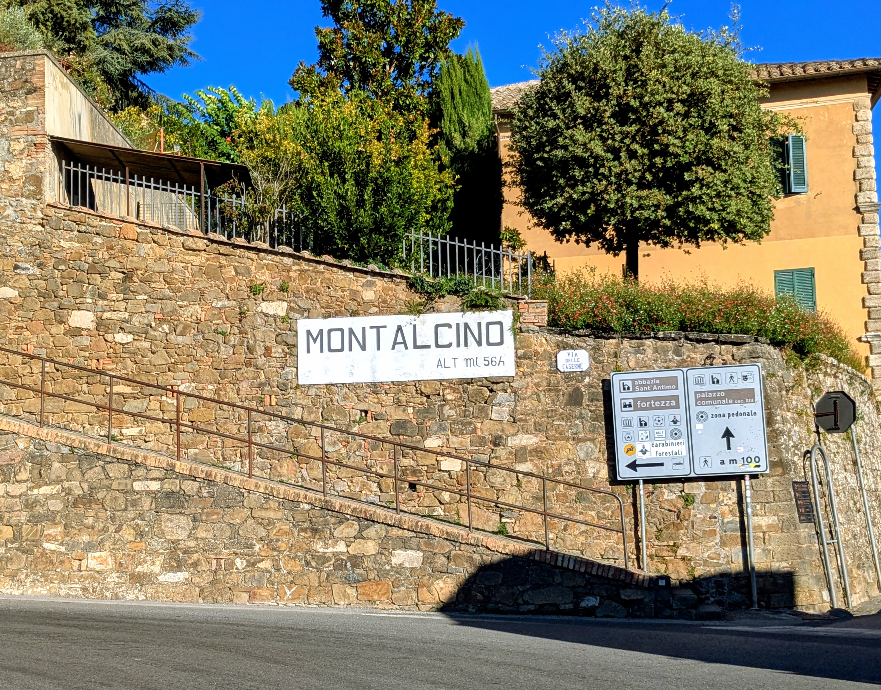 Florence Cycling to Montalcino