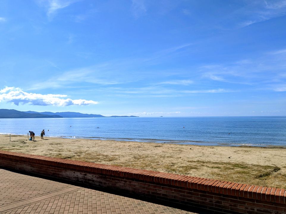 Florence Cycling towards Follonica
